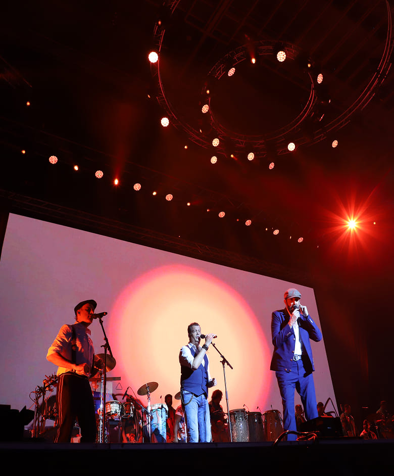 Concerto ao vivo de Juan Luis Guerra e Gilberto Santa Rosa